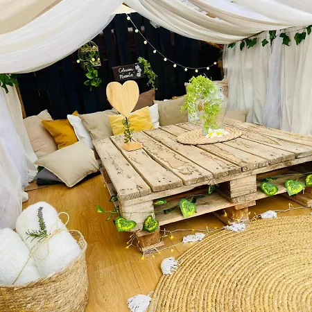 아파트 Alisios Hot Tub, Piscina Y Naturaleza Buzanada